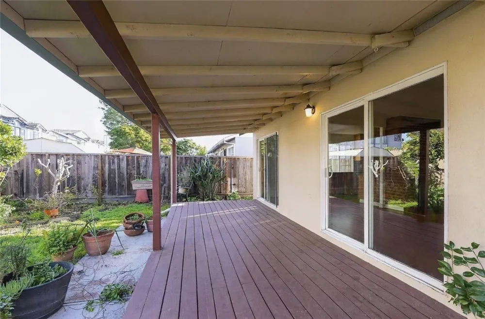 1335 Via Faisan #1 San Lorenzo, CA 94580