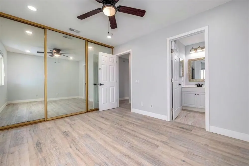 42885 Virginia Avenue #1 Palm Desert, CA 92211