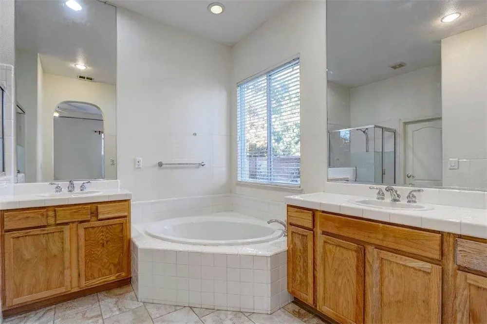 807 Morningside Drive #1 Folsom, CA 95630