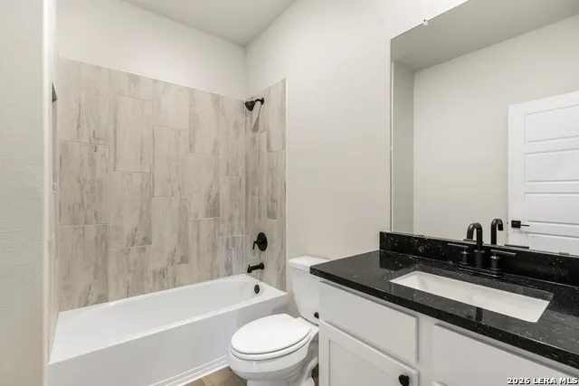 6607 Thorpe Hollow Converse, TX 78109