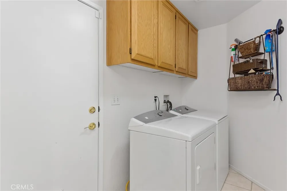 1984 Riviera Banning, CA 92220