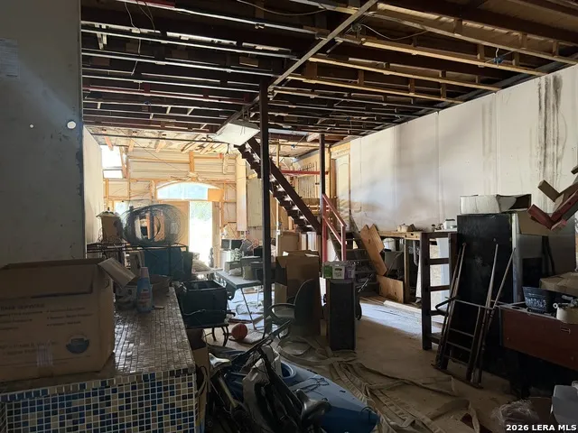 272 PLUM COVE RD Lakehills, TX 78063