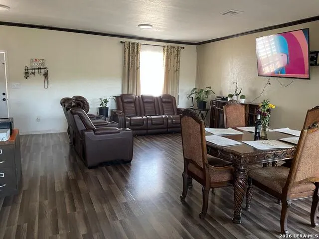 272 PLUM COVE RD Lakehills, TX 78063