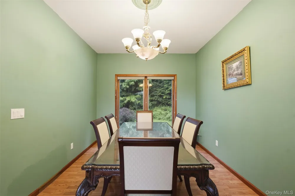 18 Bray Farm Lane Wappingers Falls, NY 12590