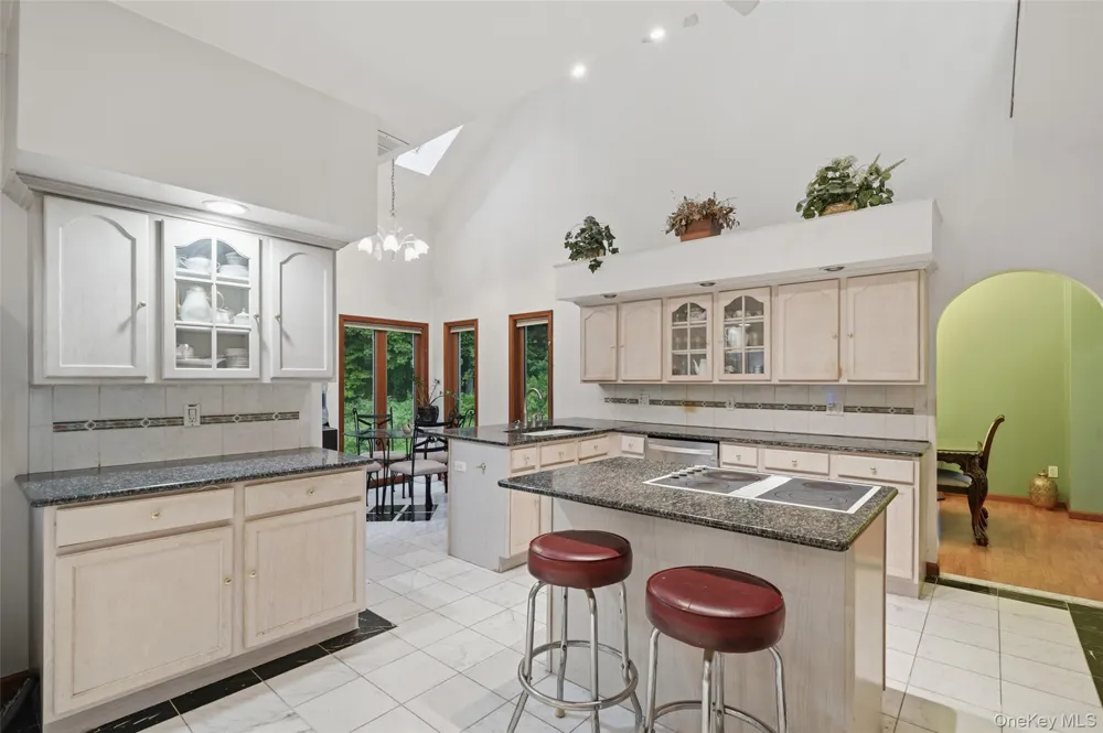 18 Bray Farm Lane Wappingers Falls, NY 12590