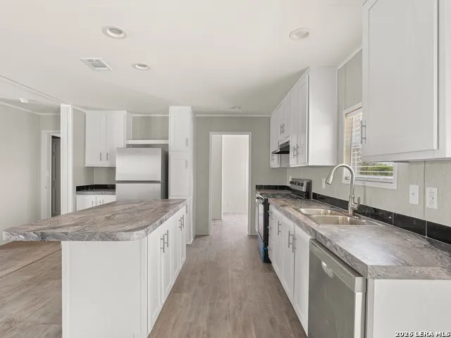 3041 FM 1333 Poteet, TX 78065