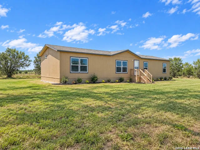 3041 FM 1333 Poteet, TX 78065