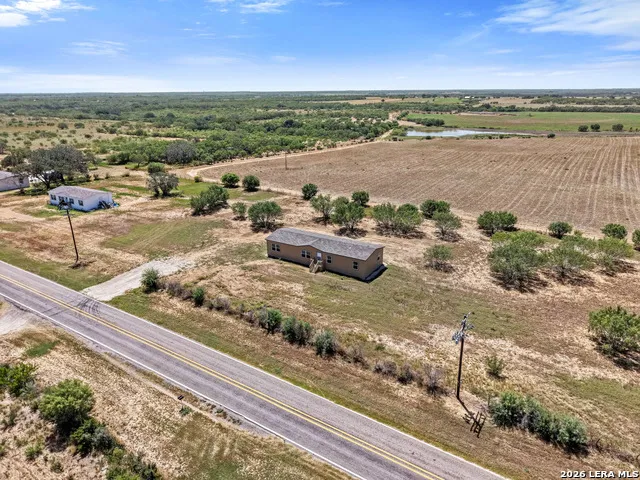 3041 FM 1333 Poteet, TX 78065
