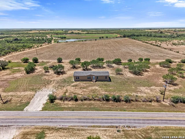 3041 FM 1333 Poteet, TX 78065