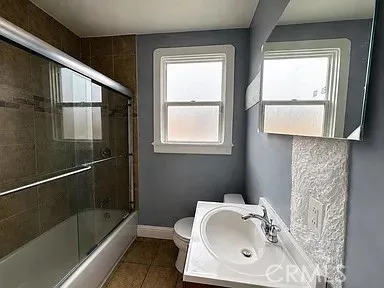 2359 Church Street #1 Oakland, CA 94605