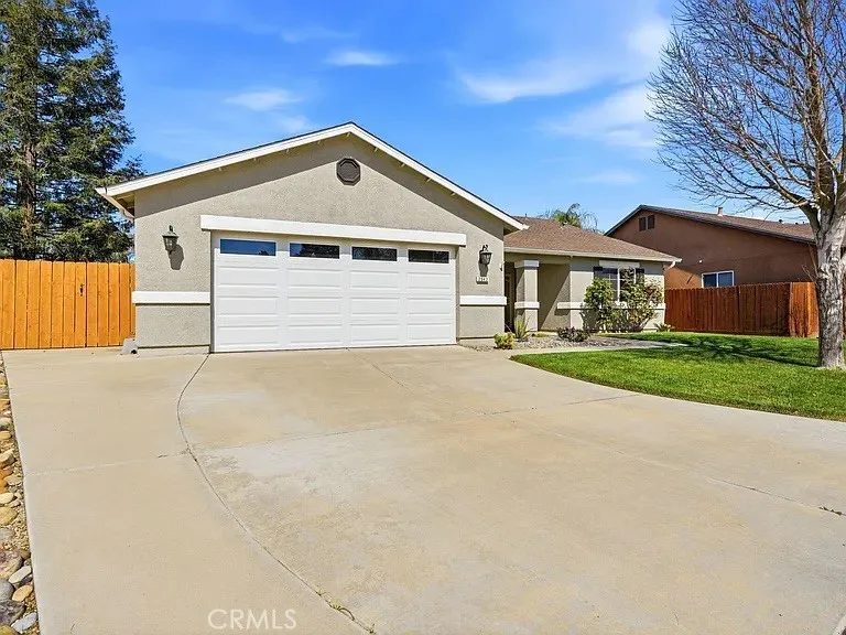 2542 E Parkview Avenue #1 Visalia, CA 93292