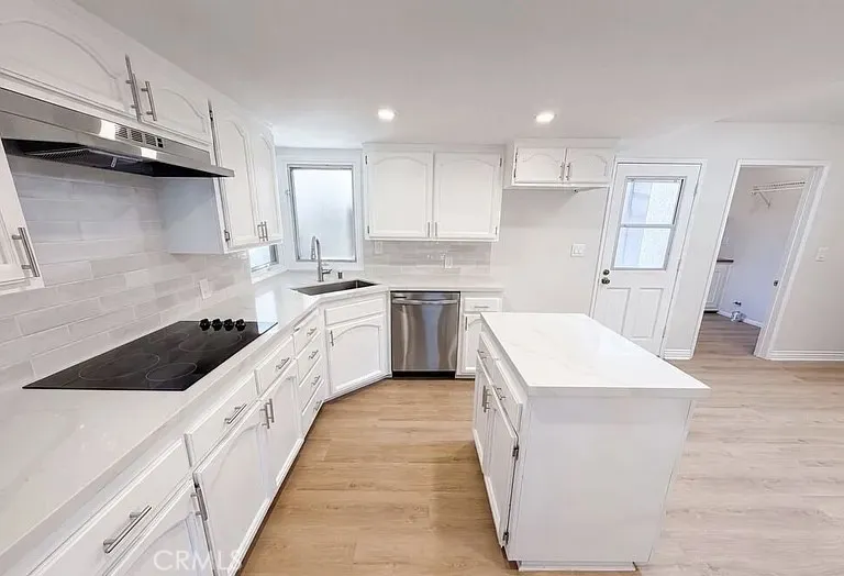 4421 Stanbridge Avenue #1 Long Beach, CA 90808