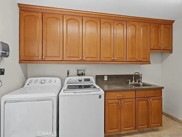 5767 Theta Place #1 San Diego, CA 92120