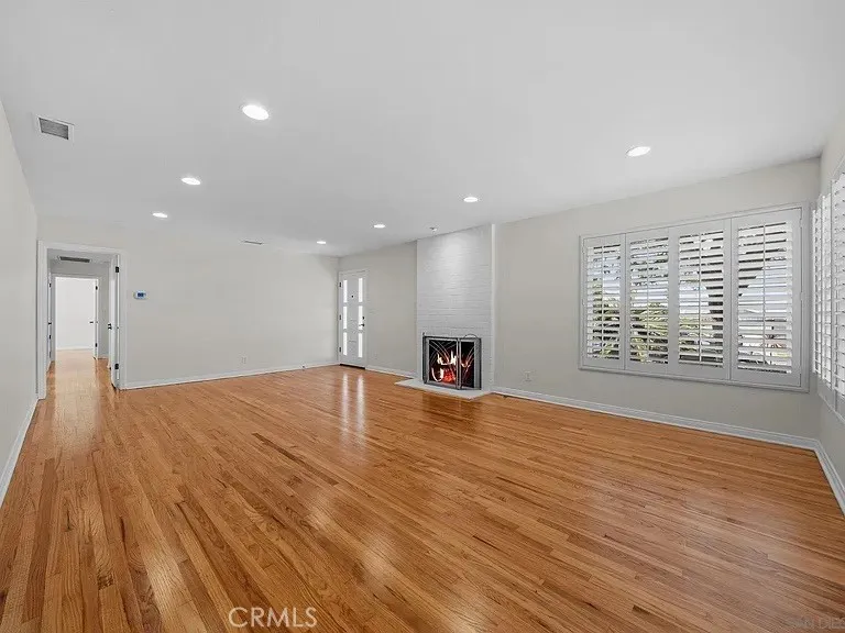 5767 Theta Place #1 San Diego, CA 92120