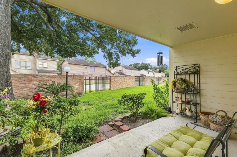 14515 Wunderlich Drive #305 Houston, TX 77069