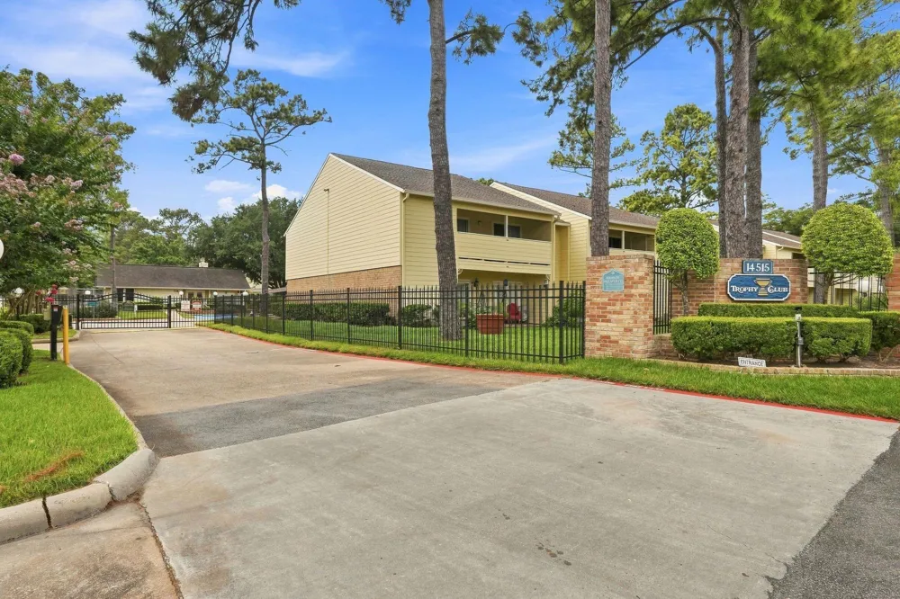 14515 Wunderlich Drive #305 Houston, TX 77069