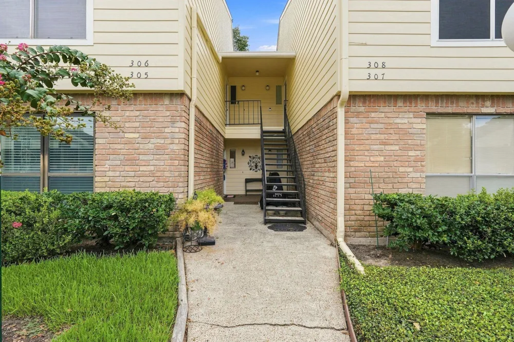 14515 Wunderlich Drive #305 Houston, TX 77069