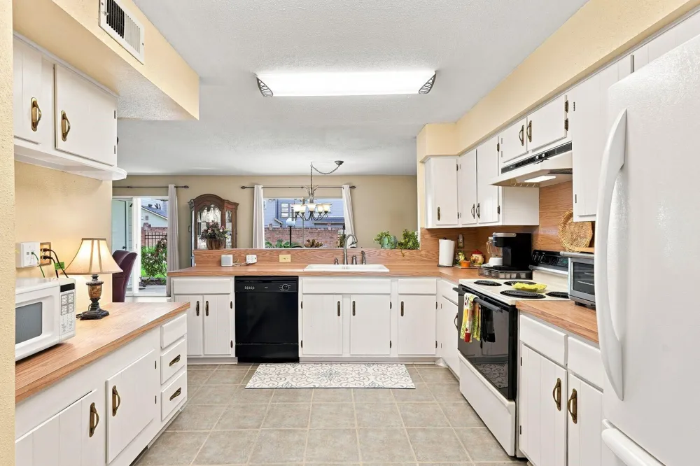 14515 Wunderlich Drive #305 Houston, TX 77069