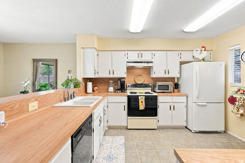 14515 Wunderlich Drive #305 Houston, TX 77069