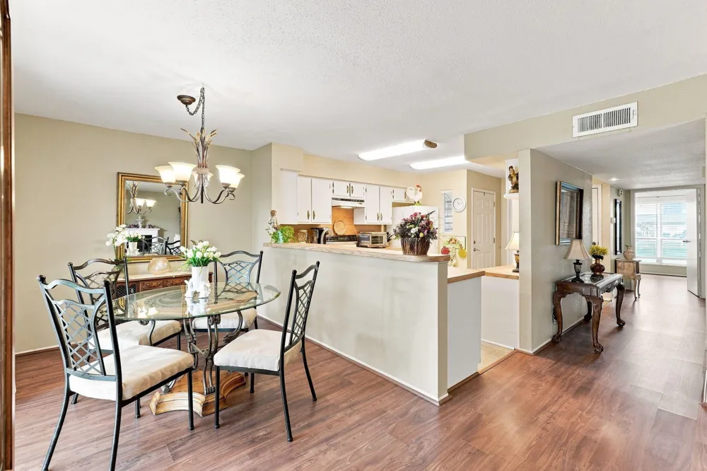 14515 Wunderlich Drive #305 Houston, TX 77069