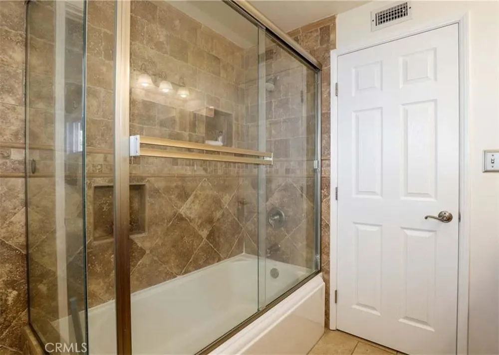 3476 Fela Avenue #1 Long Beach, CA 90808