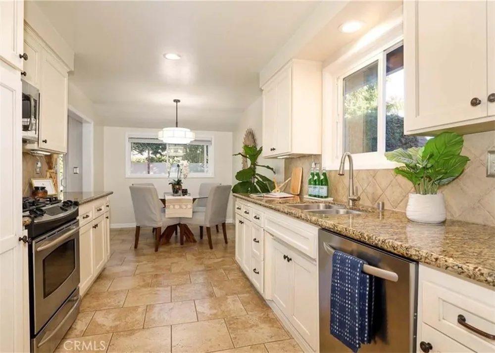 3476 Fela Avenue #1 Long Beach, CA 90808