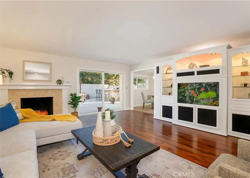 3476 Fela Avenue #1 Long Beach, CA 90808