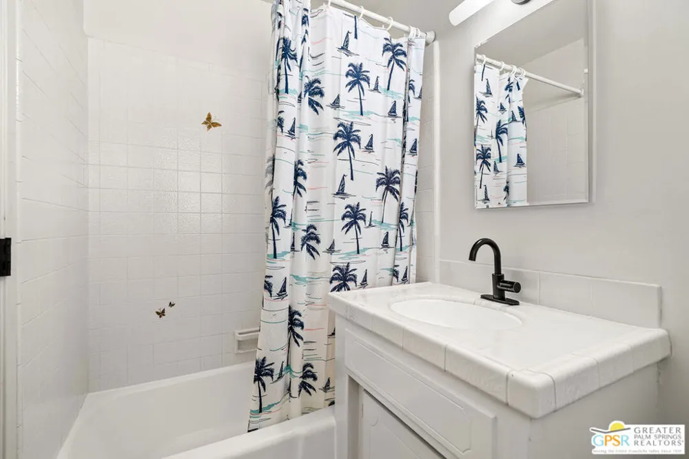 7913 Joshua Lane Yucca Valley, CA 92284