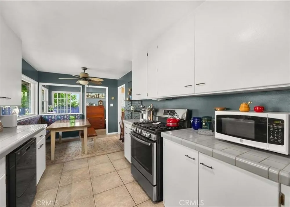 2953 Rockhill Way #1 Riverside, CA 92506
