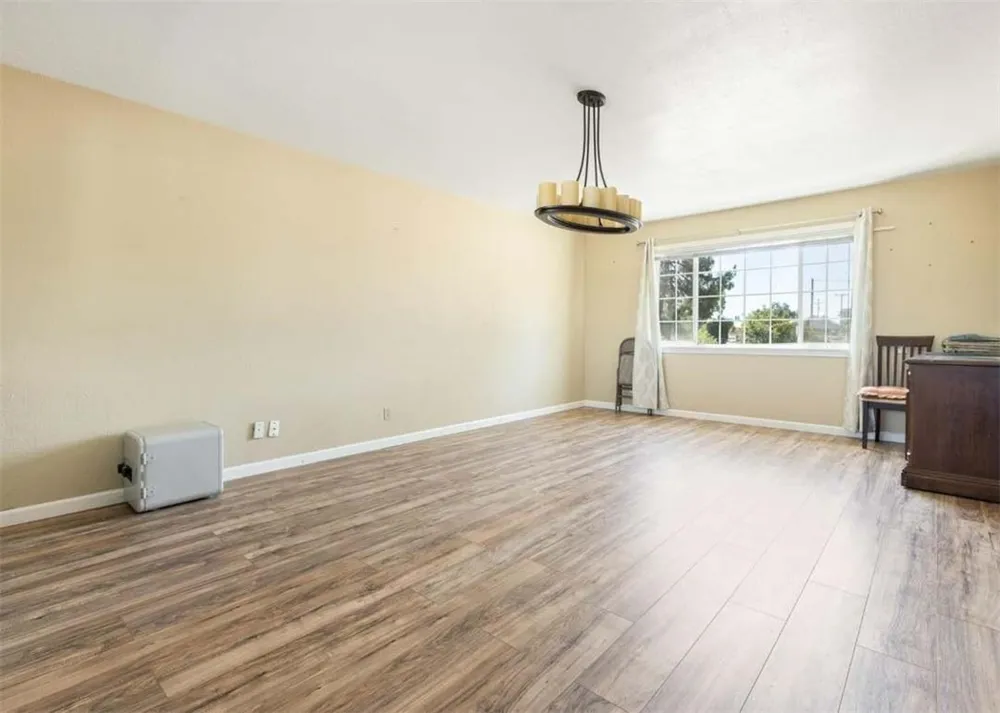 12580 Heather Lane #1 Clovis, CA 93619