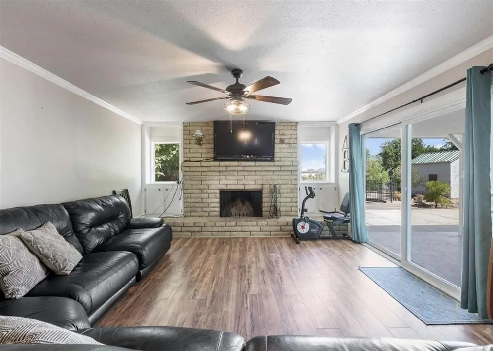 12580 Heather Lane #1 Clovis, CA 93619