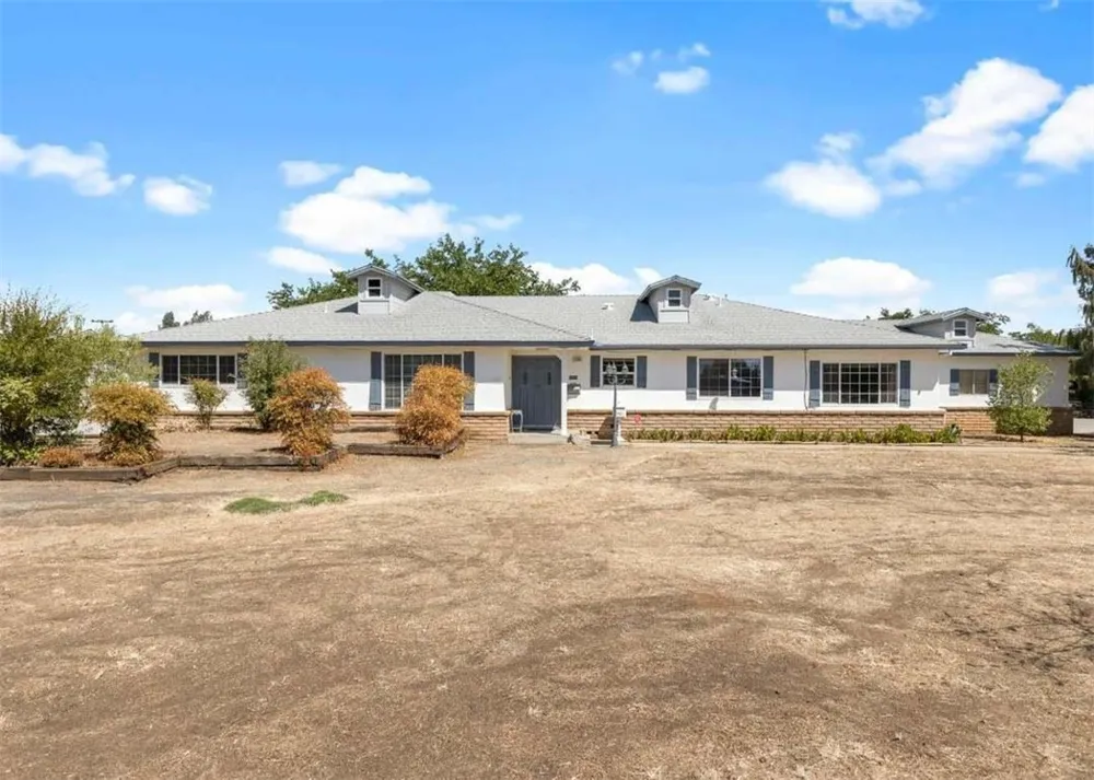 12580 Heather Lane #1 Clovis, CA 93619