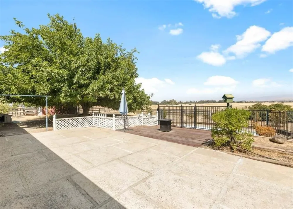 12580 Heather Lane #1 Clovis, CA 93619