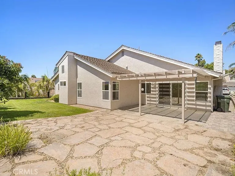 1817 Hummock Lane #1 Encinitas, CA 92024