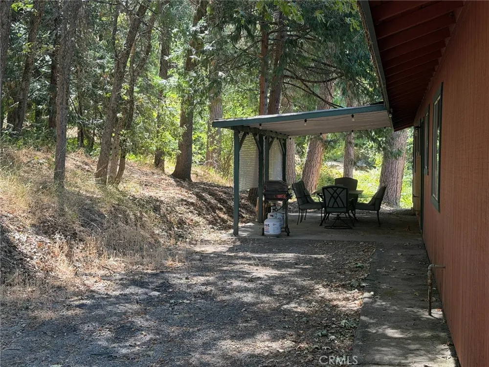 44754 Mountain Meadows Oakhurst, CA 93644