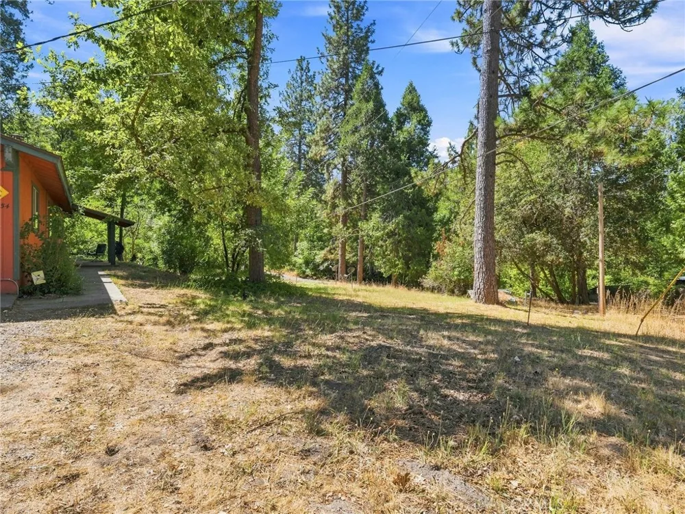 44754 Mountain Meadows Oakhurst, CA 93644