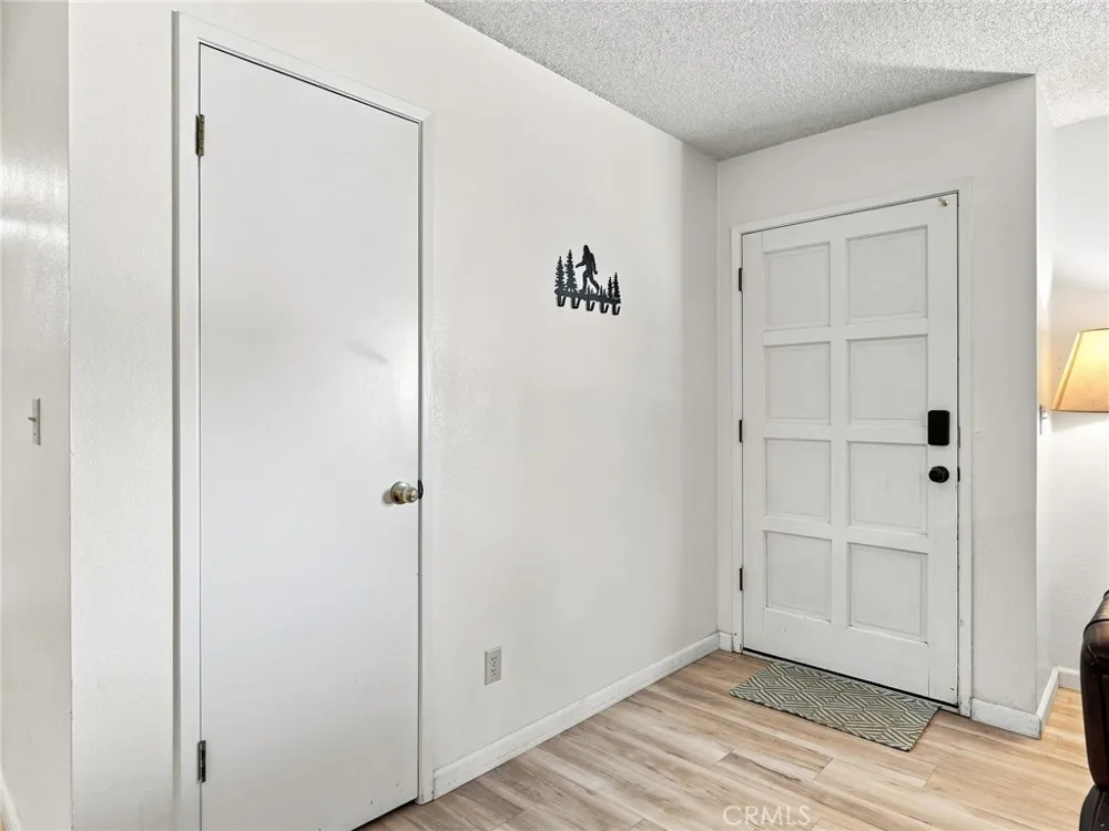 44754 Mountain Meadows Oakhurst, CA 93644
