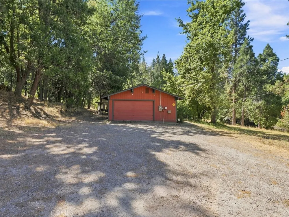 44754 Mountain Meadows Oakhurst, CA 93644