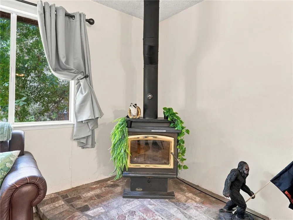 44754 Mountain Meadows Oakhurst, CA 93644