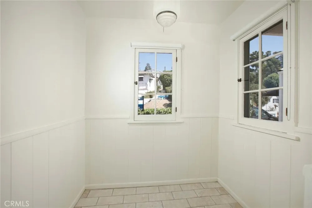 1505 Stanford Drive Glendale, CA 91205