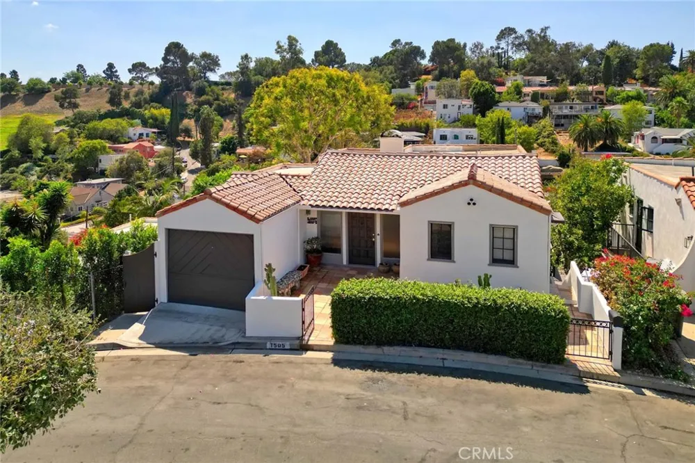 1505 Stanford Drive Glendale, CA 91205