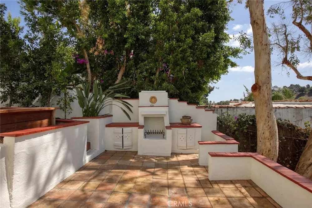 1505 Stanford Drive Glendale, CA 91205