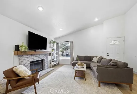 13024 Williams Ranch Road #1 Moorpark, CA 93021