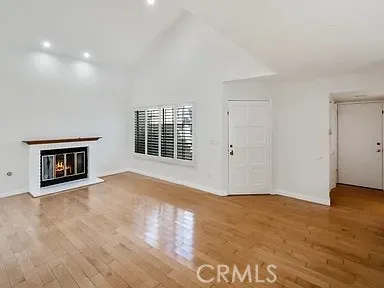 8 Pebble #1 Irvine, CA 92614