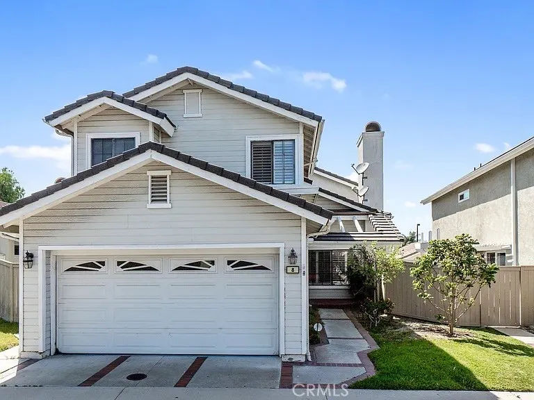 8 Pebble #1 Irvine, CA 92614