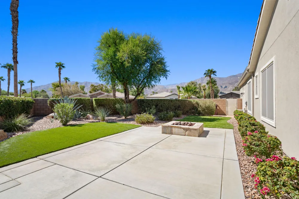 81960 Golden Star Way La Quinta, CA 92253