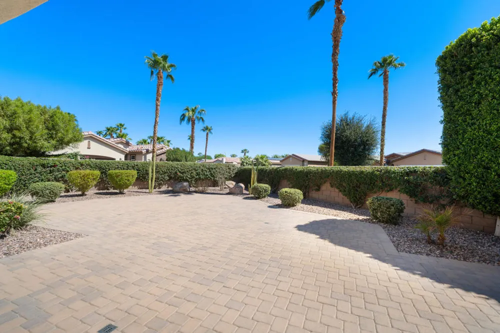 81960 Golden Star Way La Quinta, CA 92253