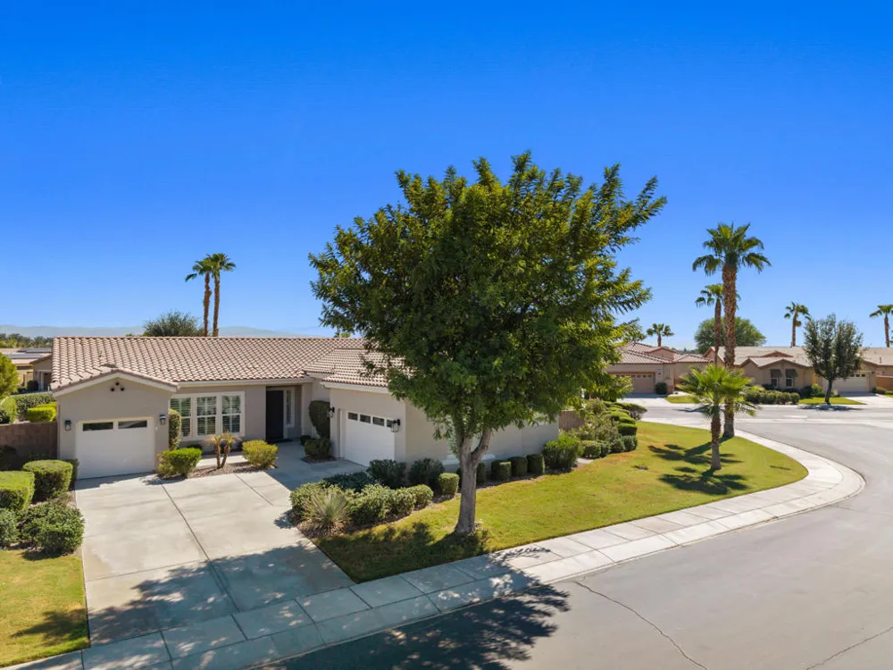 81960 Golden Star Way La Quinta, CA 92253