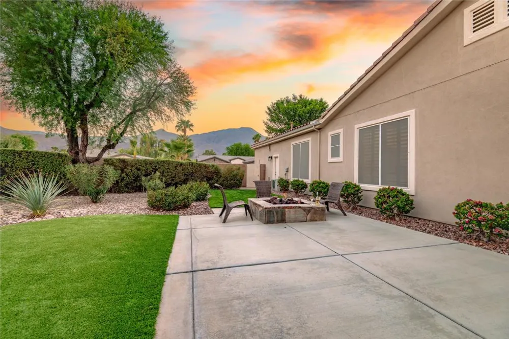 81960 Golden Star Way La Quinta, CA 92253