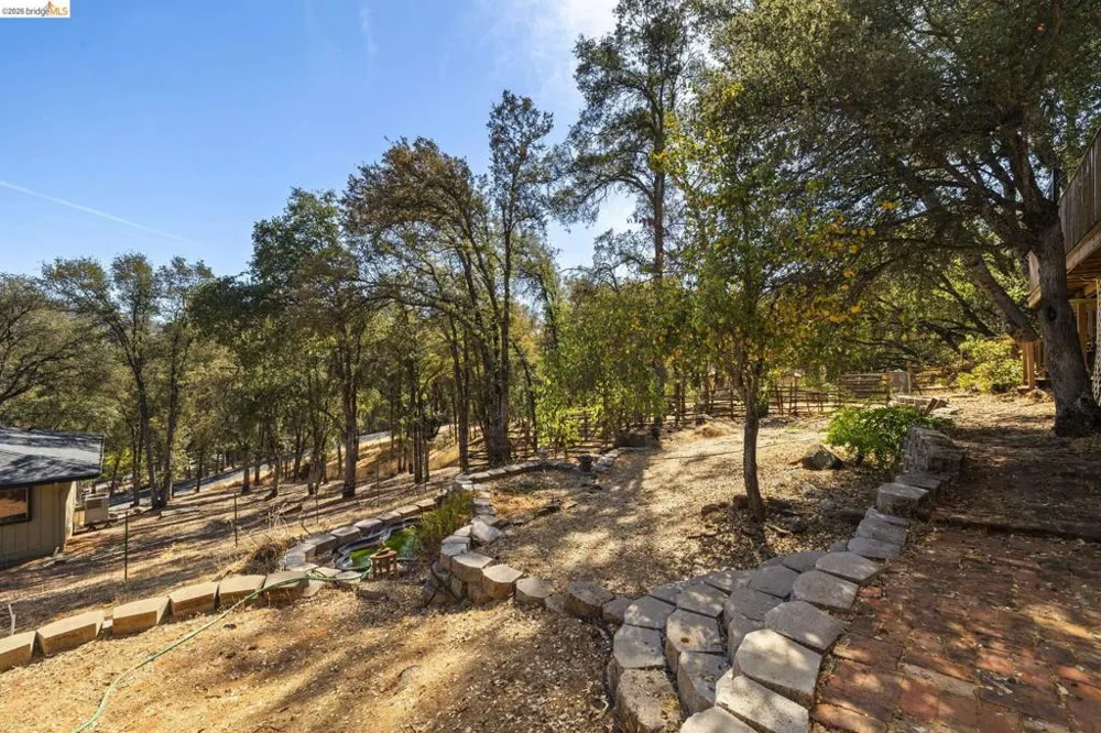 14201 Hillview Ct Sonora, CA 95370